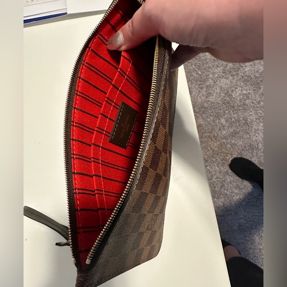 Louis Vuitton Damien Ebene Wristlet - Picture 3 of 4